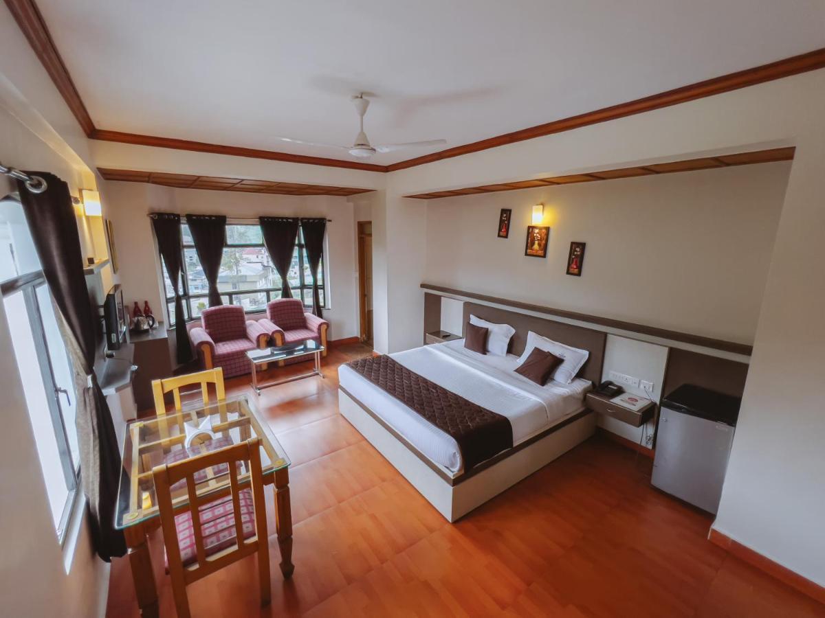 Munnar Castle Hotel Ngoại thất bức ảnh