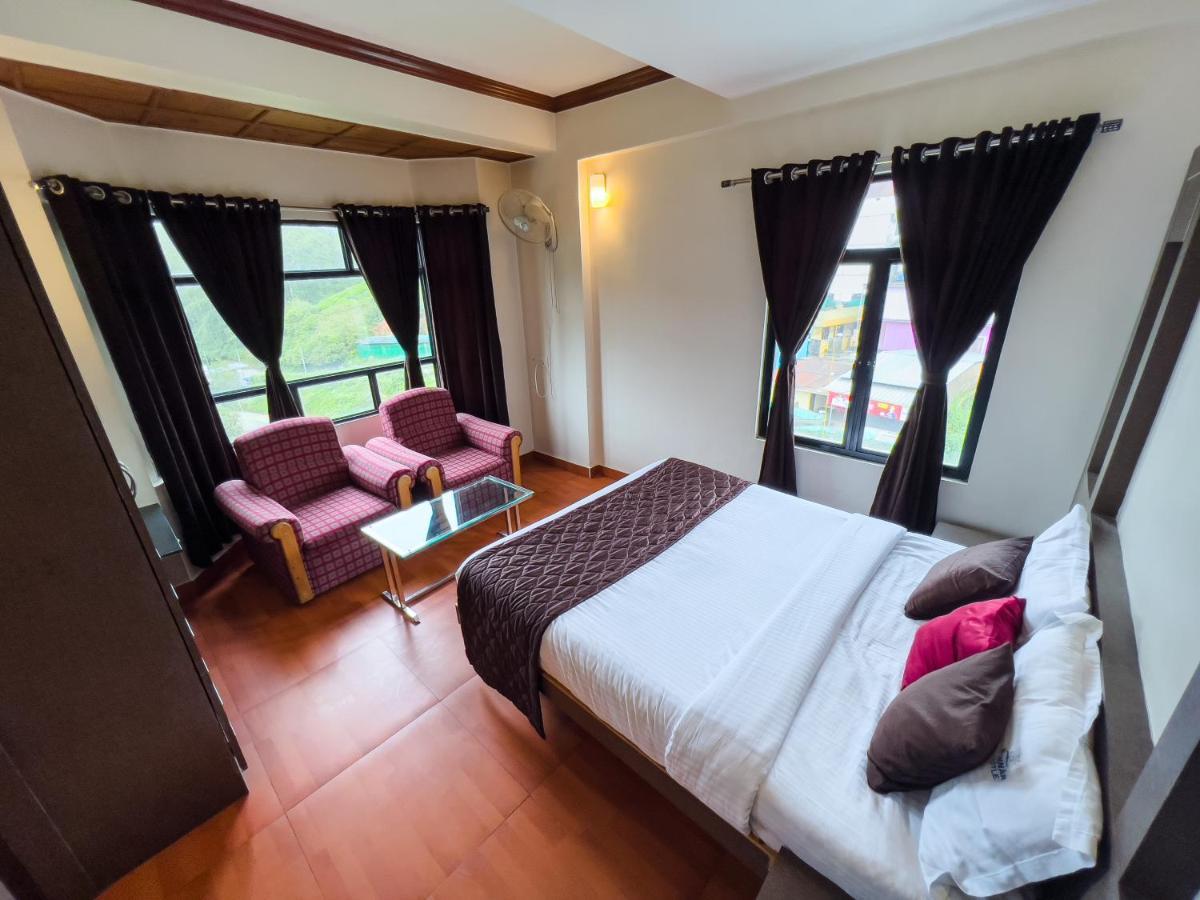 Munnar Castle Hotel Ngoại thất bức ảnh